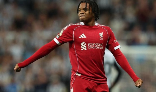 英媒：恩古莫哈最快可能在本周和利物浦续约3年