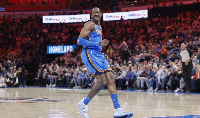 2025世俱杯投注-雷霆GM：杰威将接受右手腕手术，预计能完全康复赶上新赛季